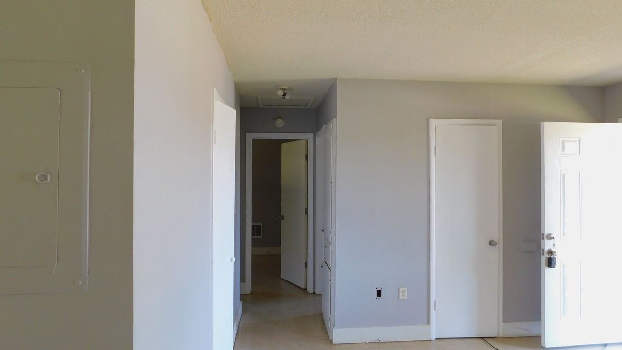 717 Richardson St - Photo 5 of 8