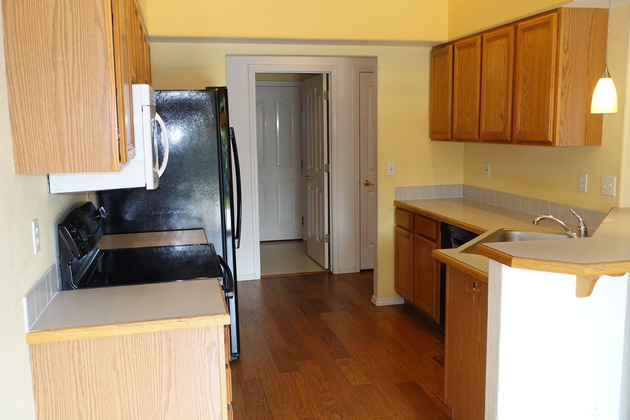 6200 N Hastings Ave - Photo 4 of 18