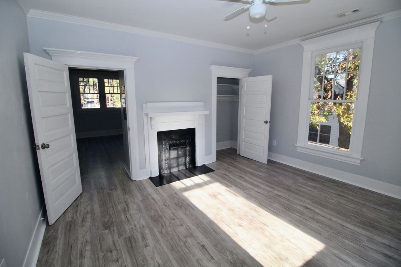 107 Pine St #A - Photo 4 of 10