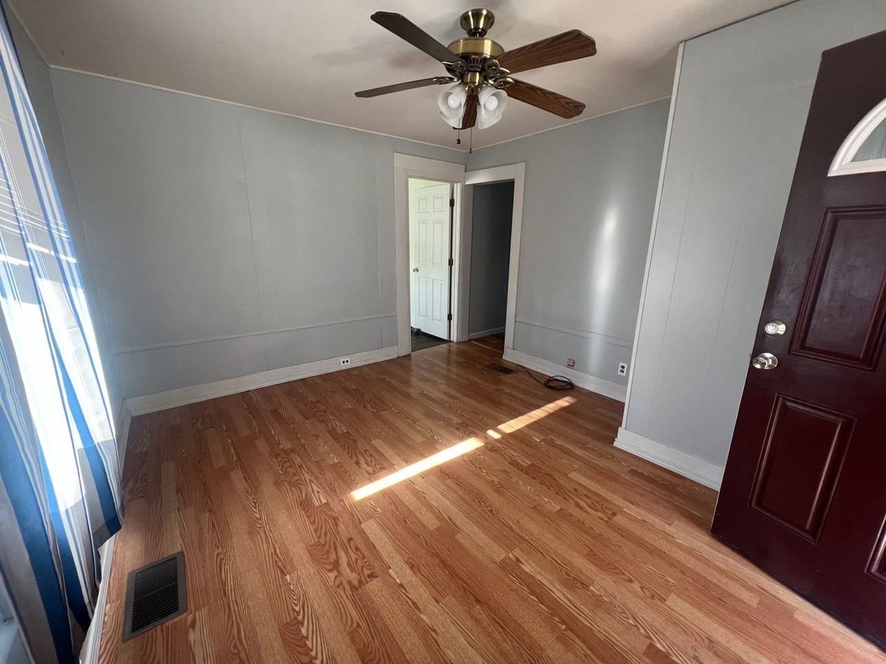 507 Mckissock St - Photo 3 of 10