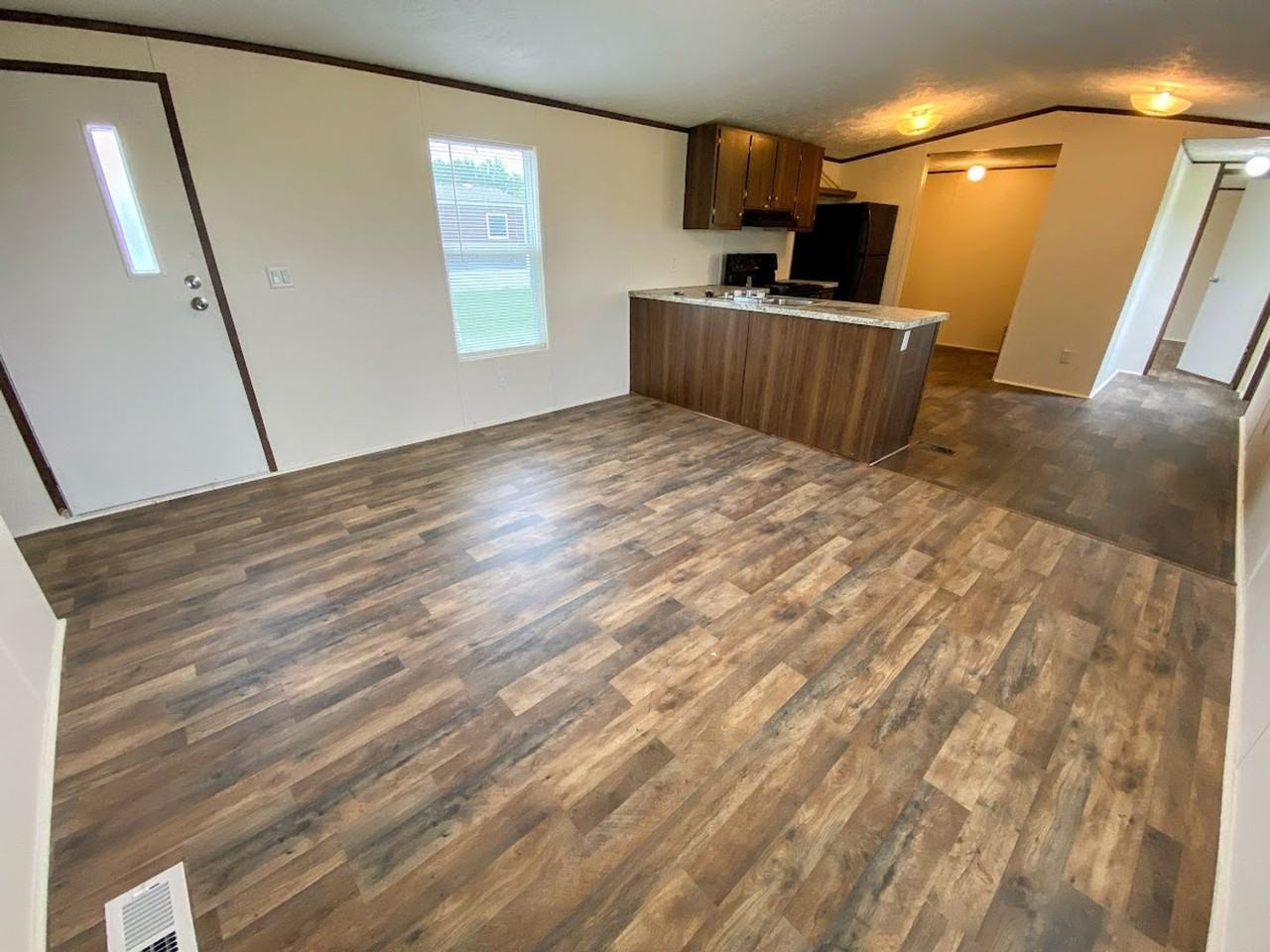 114 Dennis Ln - Photo 5 of 21