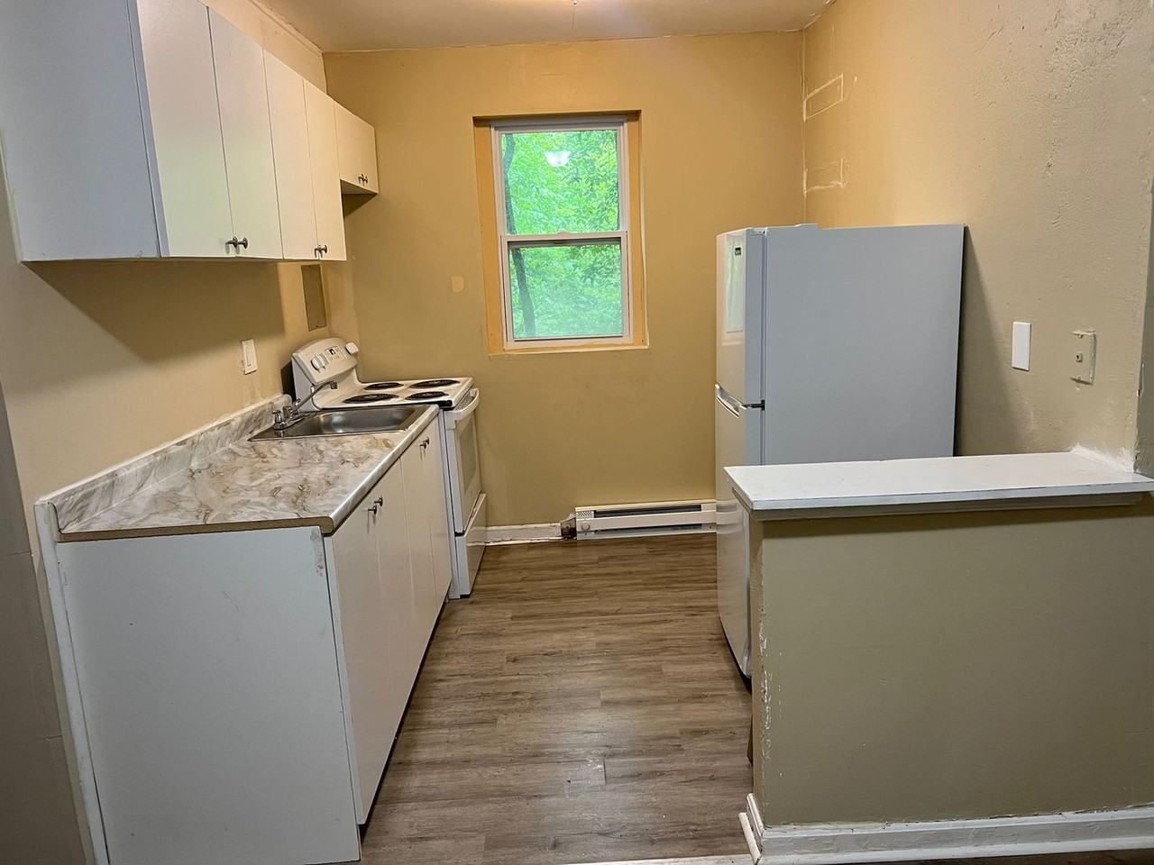 13945 Superior Road, East Cleveland - Photo 5 of 10