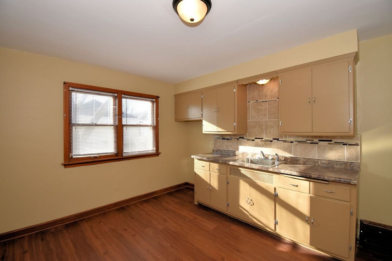 3455 N 57th St - Photo 2 of 11