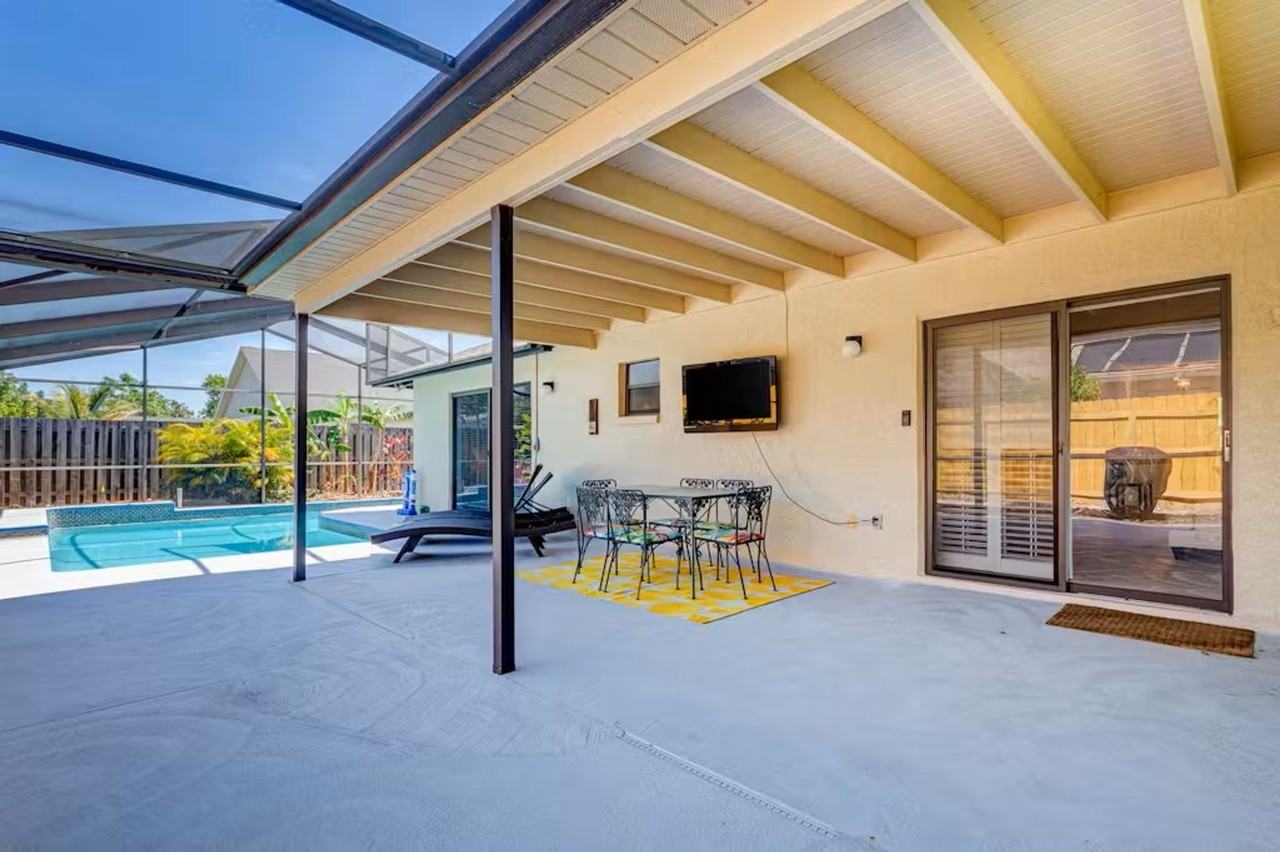 2542 Kingdom Ave - Photo 3 of 42