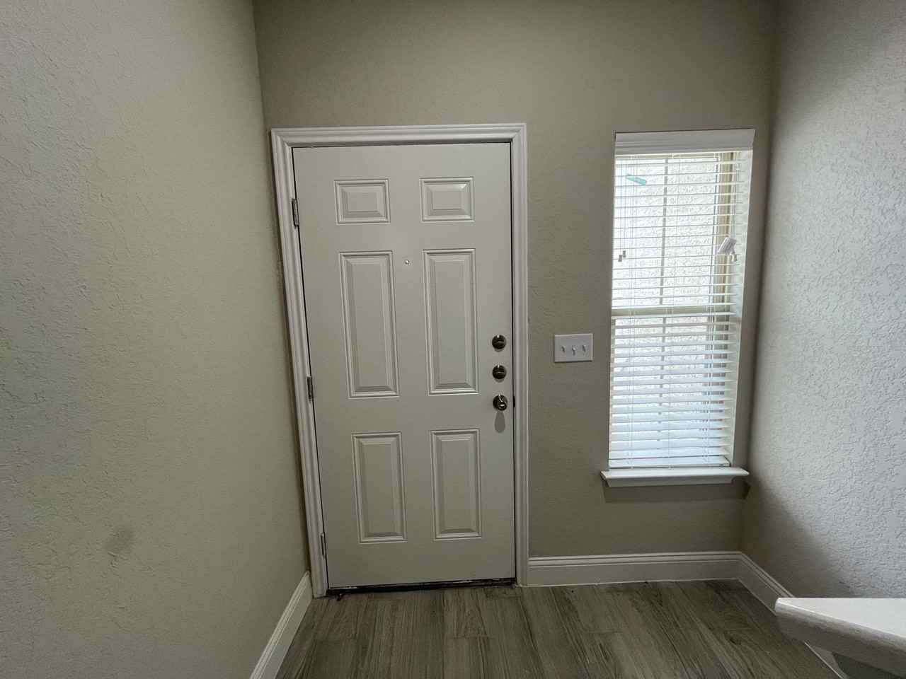 7813 Savannah Brks - Photo 2 of 30