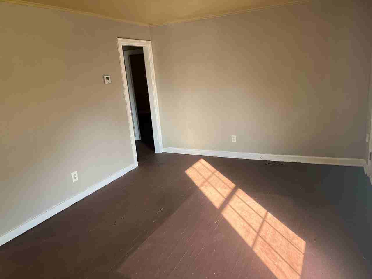 3619 Wilma Ave - Photo 2 of 10