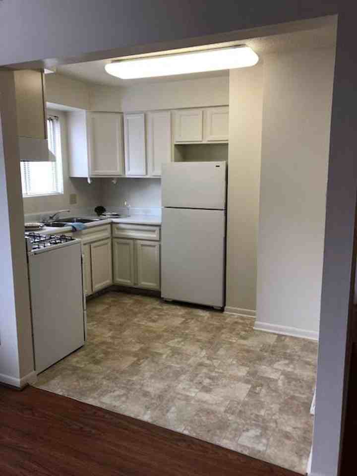 Underwood Apartments - Photo 2 of 7