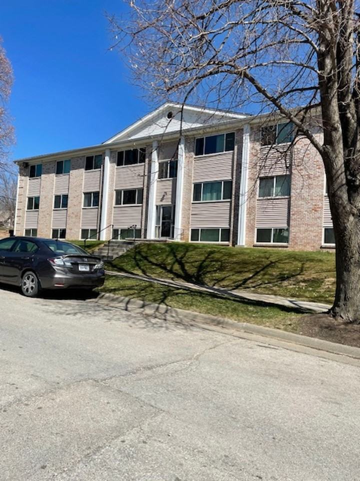 151 N 41st St. - Photo 2 of 11