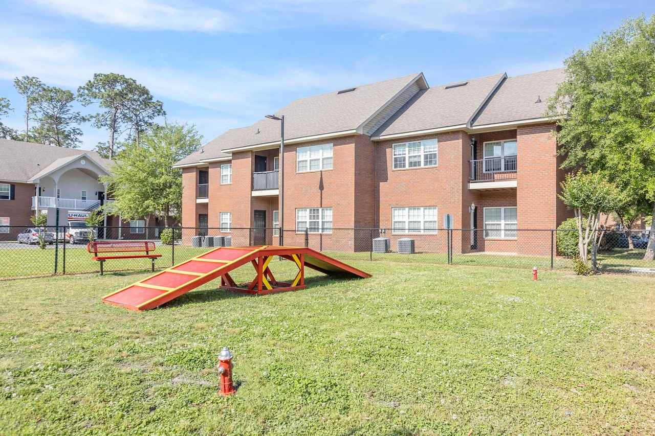 The Retreat at Pineview - Photo 6 of 48