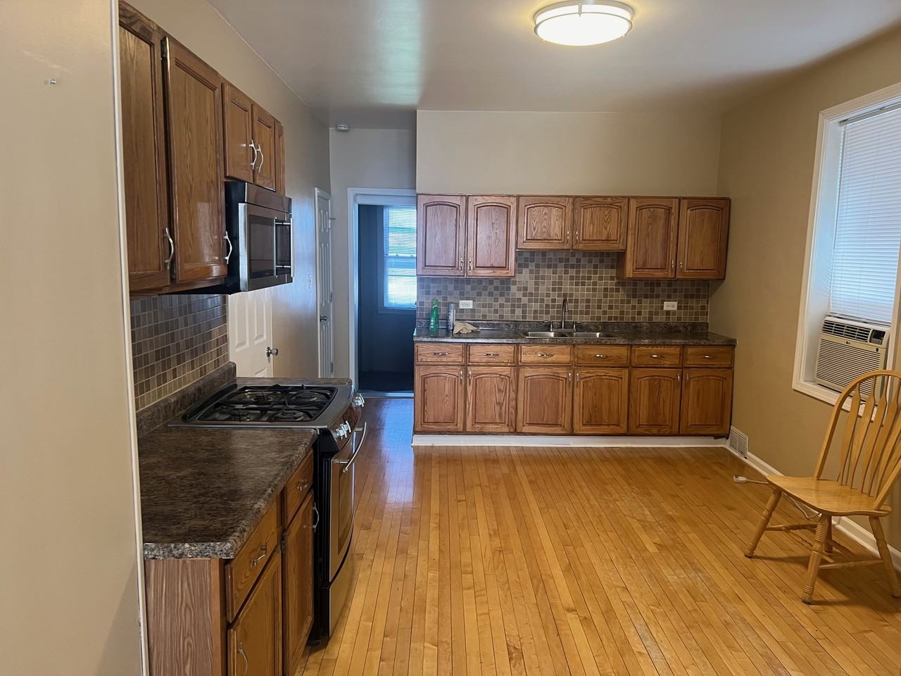 3011 S 48th Ct #2 - Photo 3 of 10