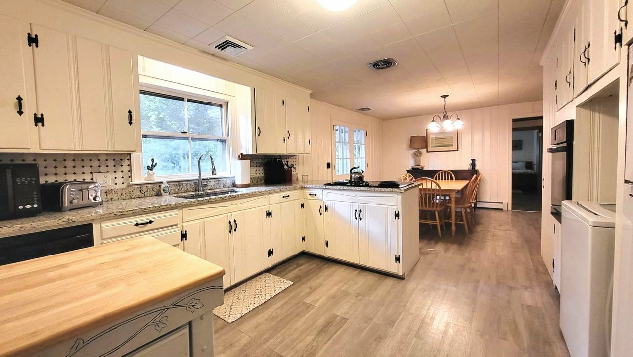 9 Myrtle Cir #NA - Photo 2 of 18