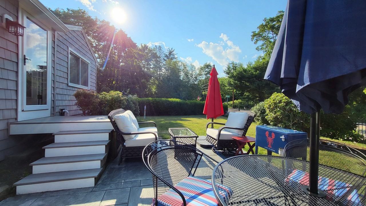 47 Bourne Ave #NA - Photo 3 of 14
