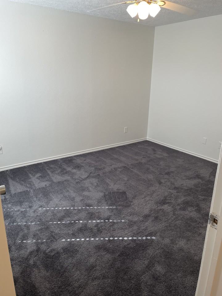 4029 Heatherbrook Ct - Photo 7 of 9