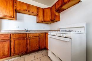 6829 S King Dr - Photo 1 of 1