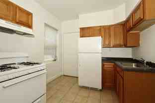 7800 S Michigan Ave - Photo 1 of 1