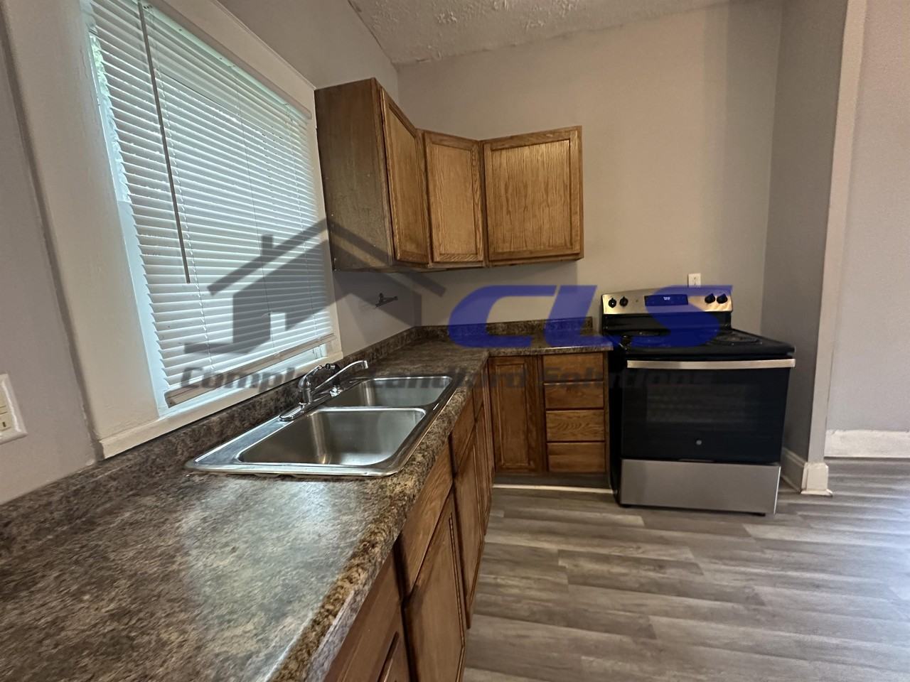 2441 N 14th St #1 - Photo 3 of 6