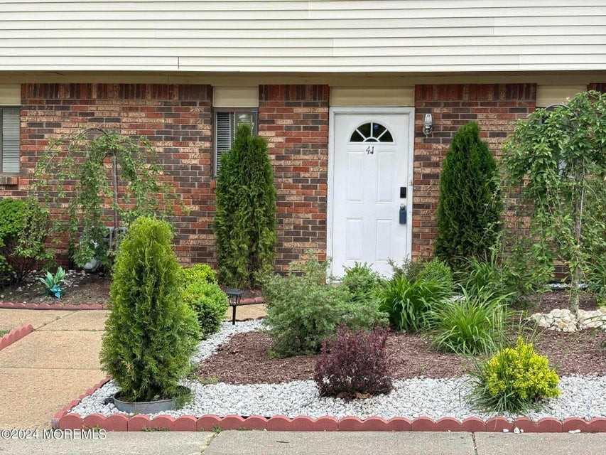 41 Jesse Rd - Photo 3 of 27