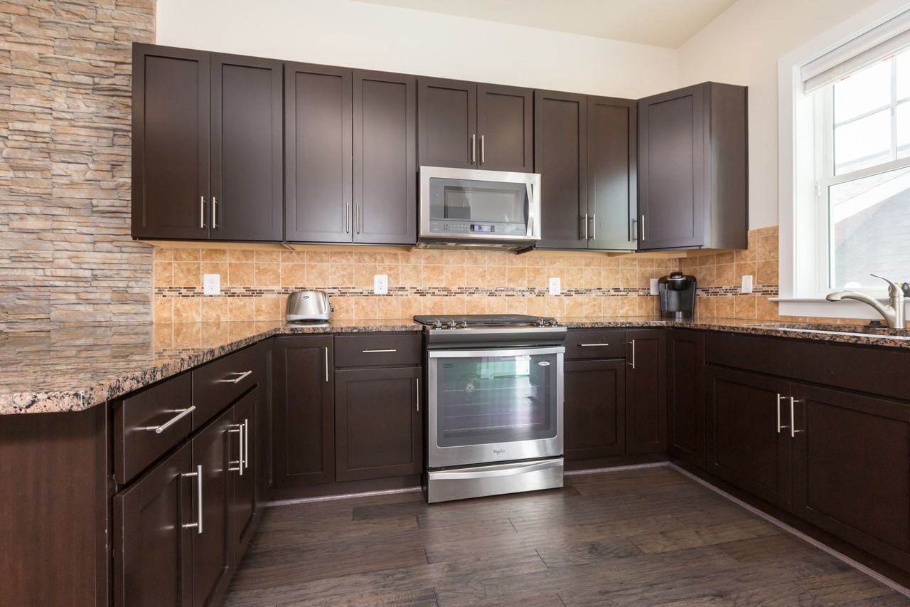 725 Diamond Ave - Photo 3 of 29