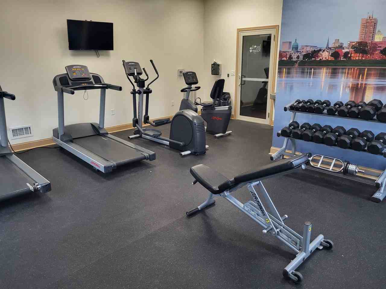 Ivy Ridge Apartments - Photo 3 of 19