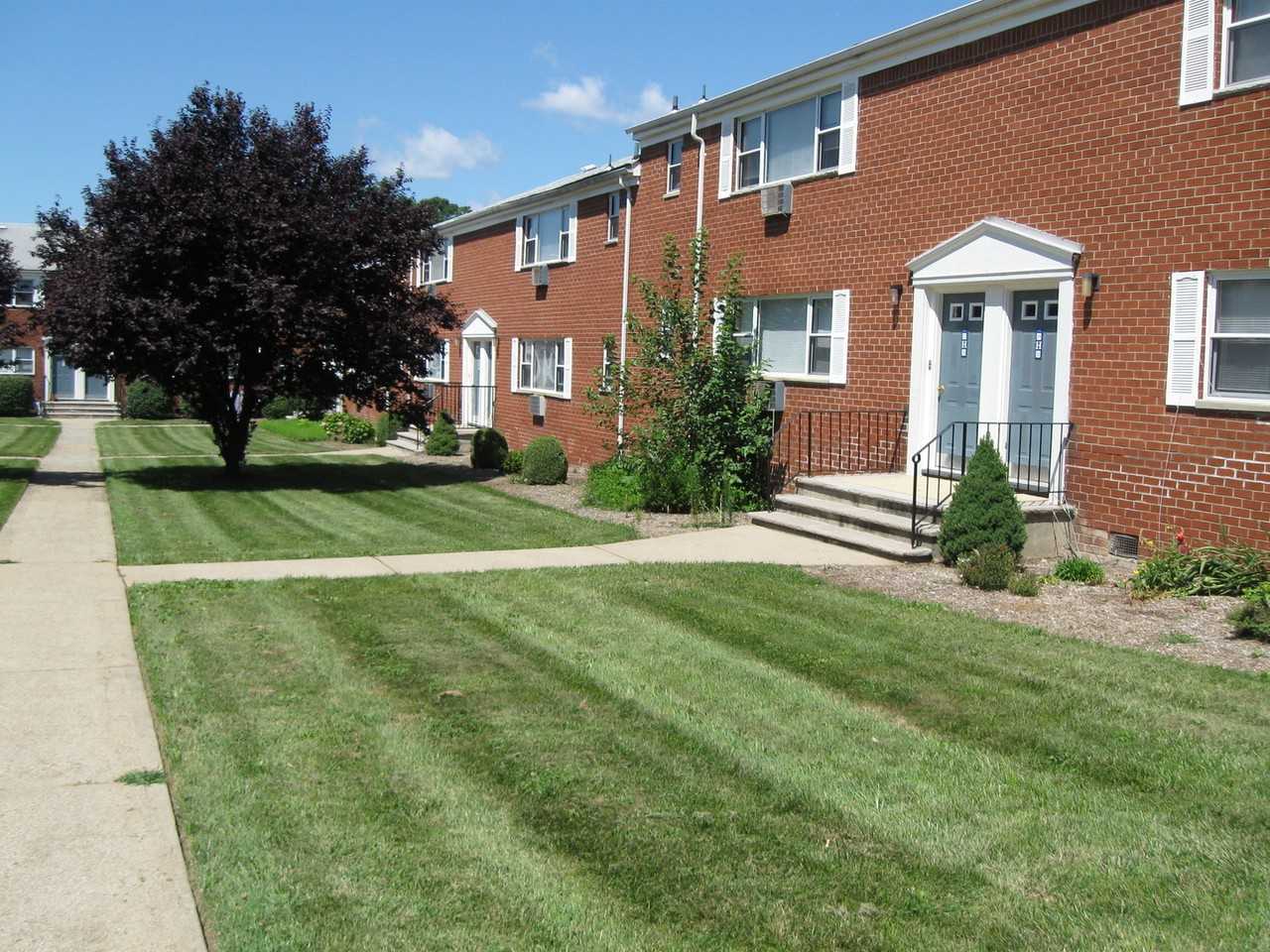 DARTMOUTH VILLAGE APARTMENTS - Photo 2 of 50