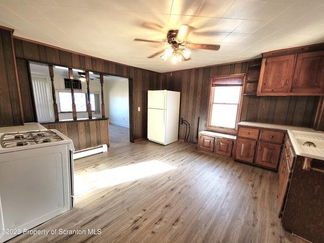 420 Genet St #3 - Photo 3 of 11