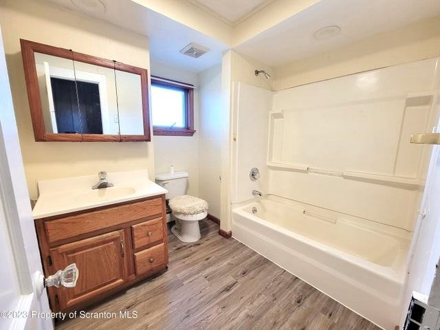 420 Genet St #3 - Photo 4 of 11