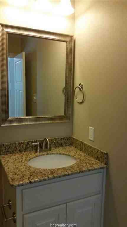 6912 Appomattox Dr - Photo 2 of 15