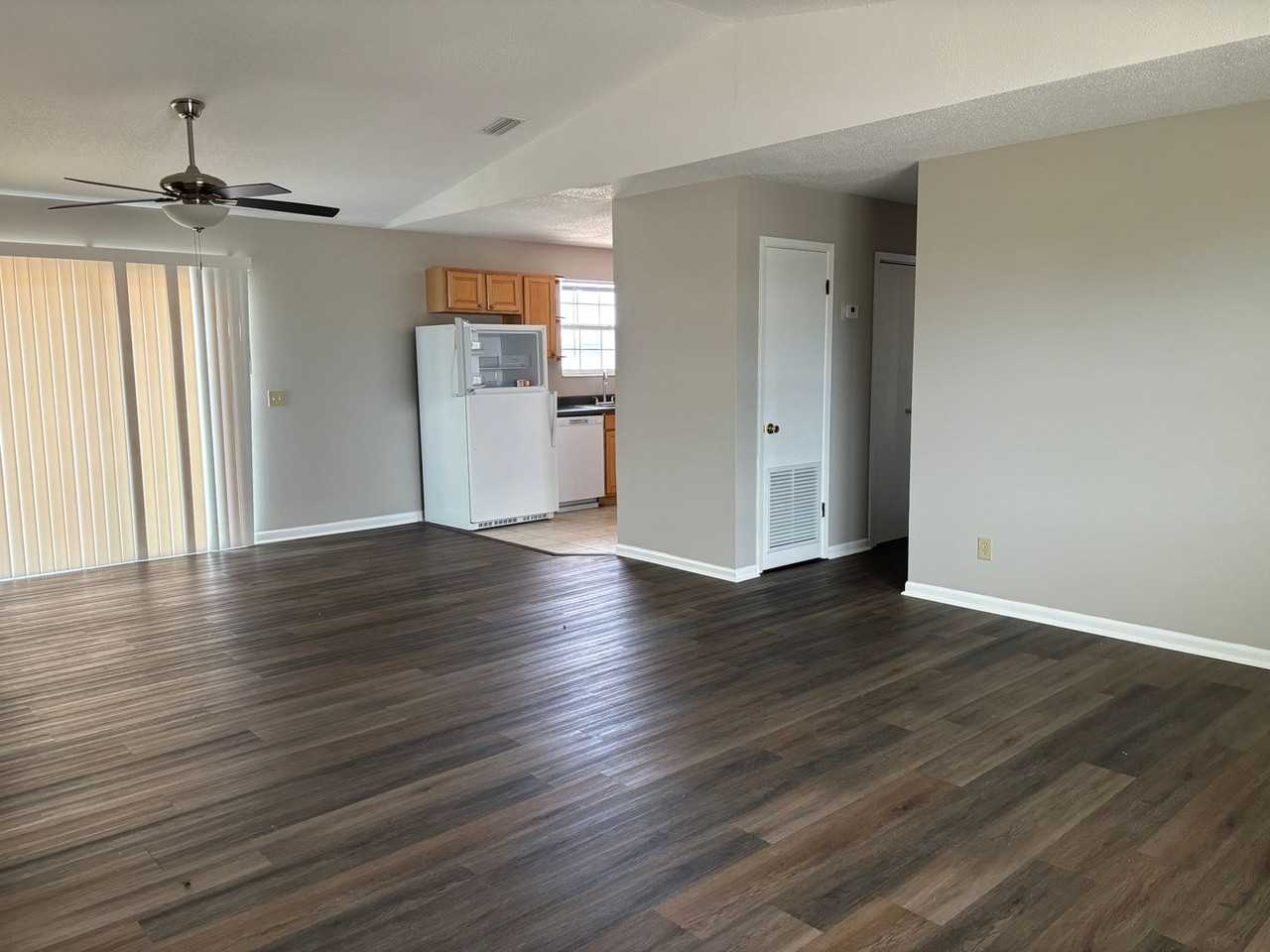 3936 Long John Dr - Photo 2 of 15