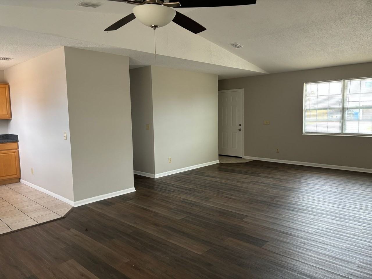 3936 Long John Dr - Photo 3 of 15