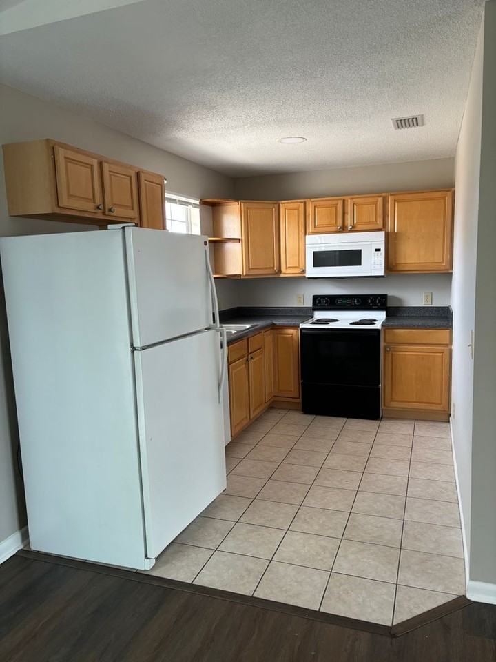 3936 Long John Dr - Photo 5 of 15
