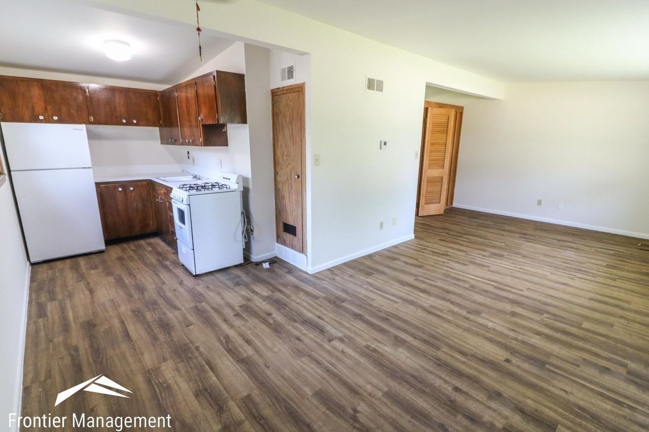 2326 Kraig Rd - Photo 3 of 7