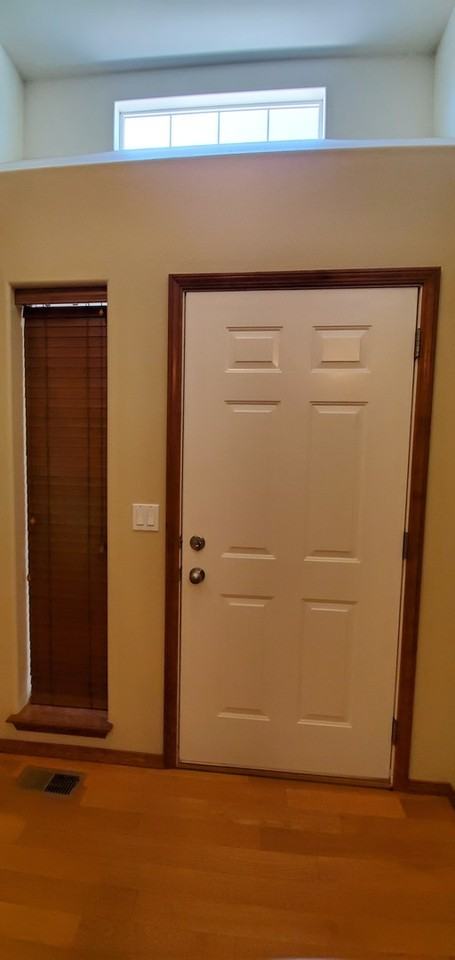 3039 W Bayberry Ct - Photo 3 of 50