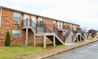 featured image of 942 Vine St