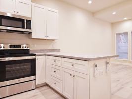 featured image of 2326 Taylor St