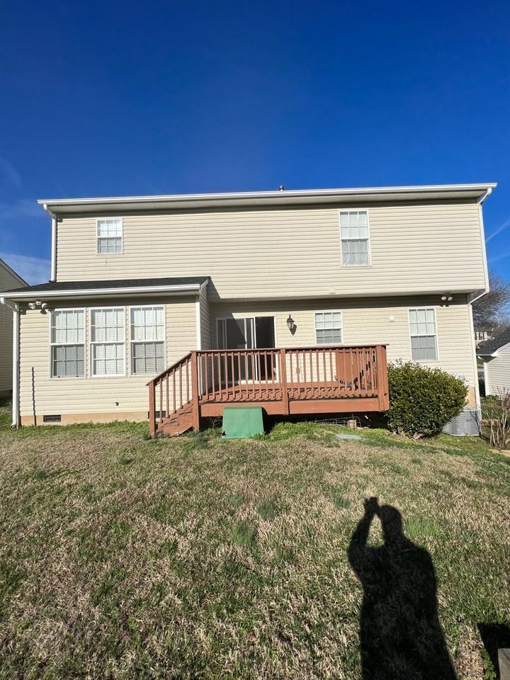 6893 Fenwick Dr - Photo 2 of 24
