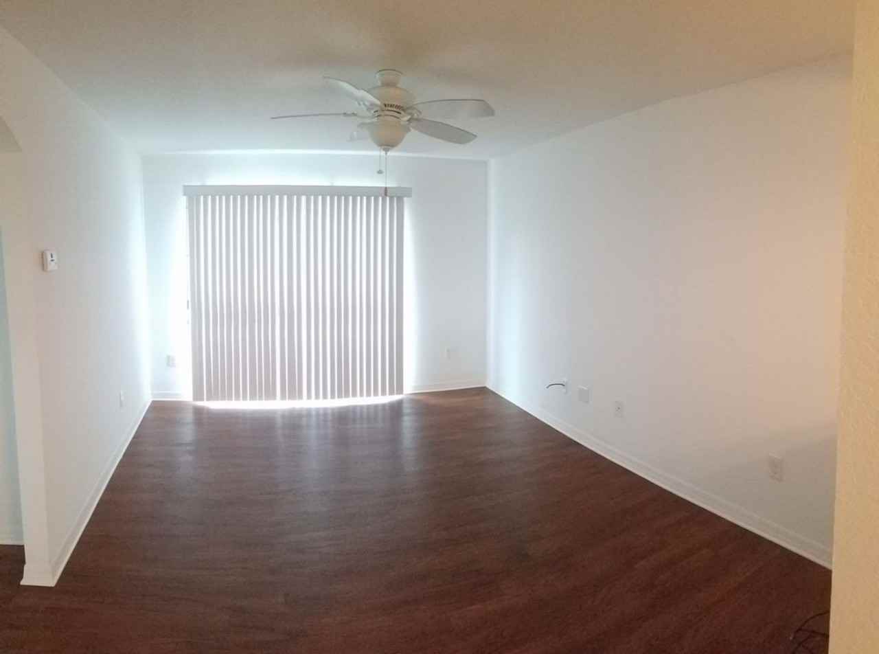 10588 Se 67th Ct - Photo 2 of 8