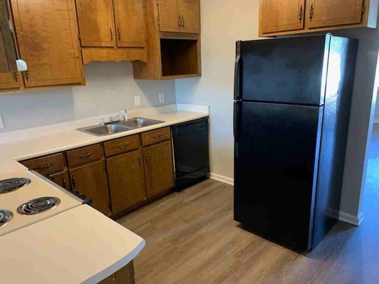 1827 Remer Ln - Photo 3 of 9