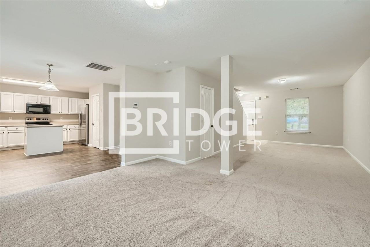 2100 Cranberry Woods Ct - Photo 2 of 15