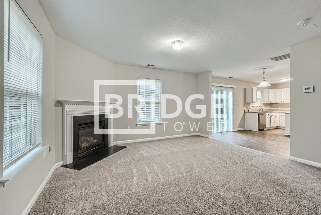 2100 Cranberry Woods Ct - Photo 3 of 15