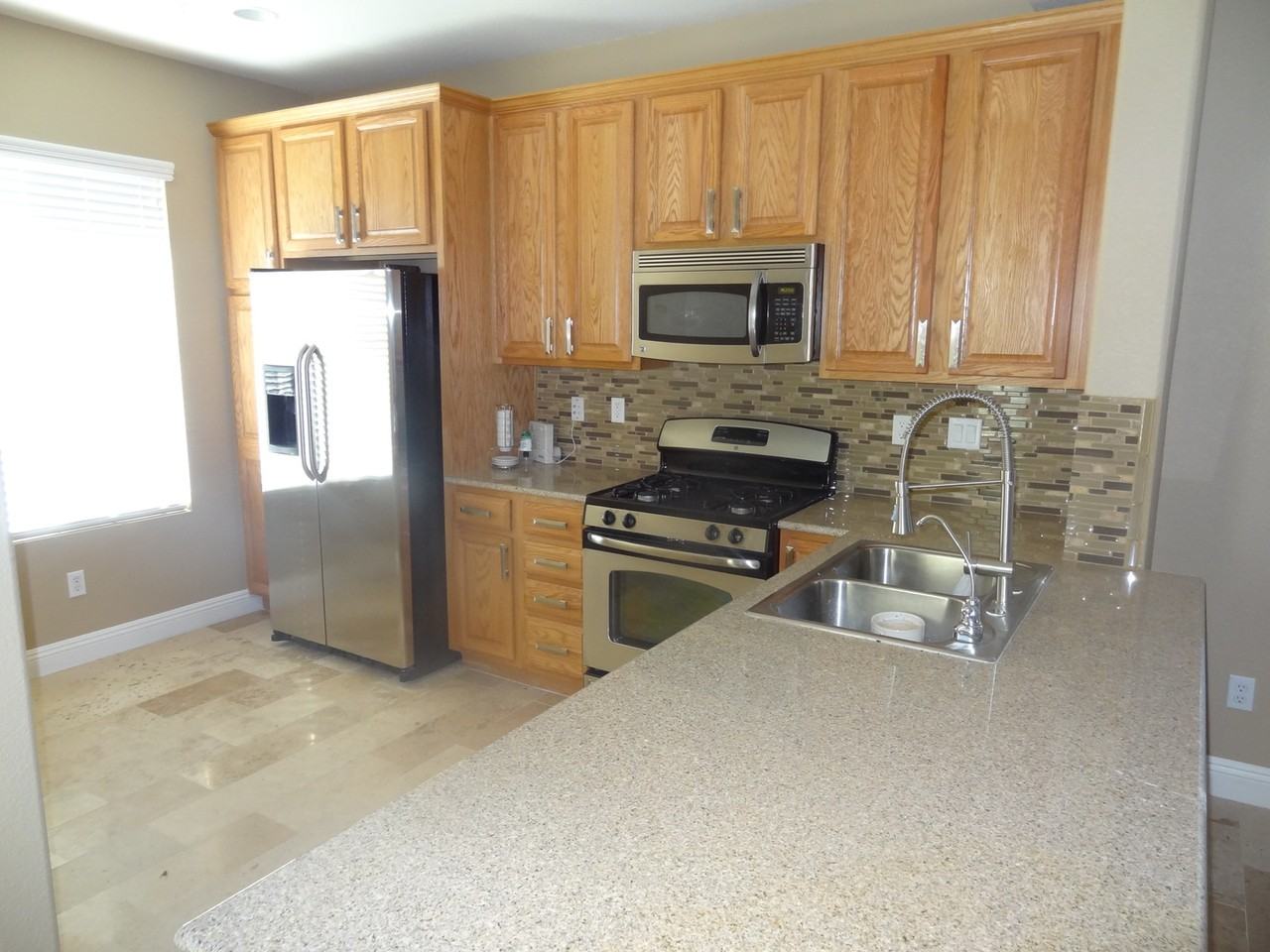 10402 September Flower St - Photo 2 of 19