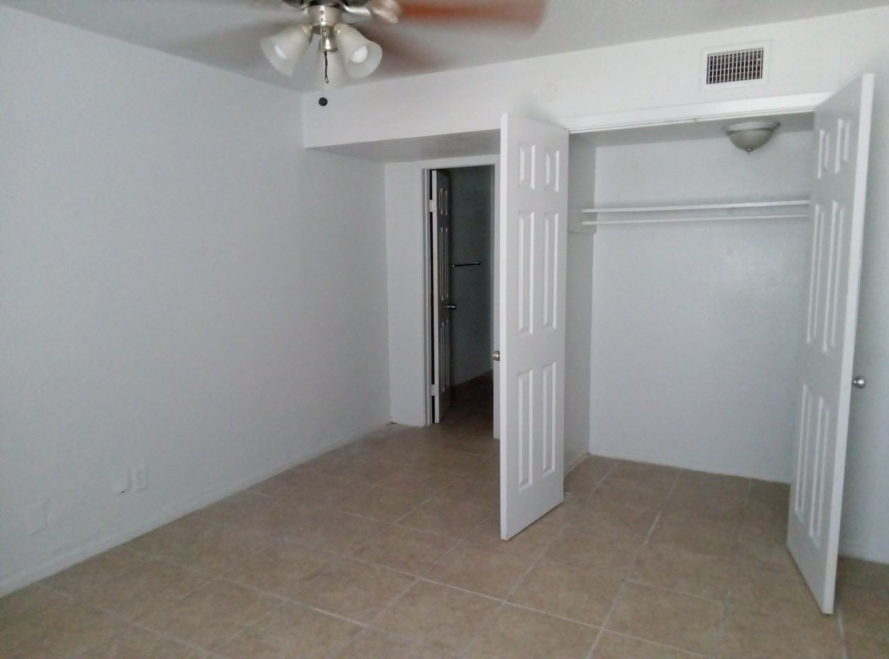 Mandalay Villa - Photo 4 of 6