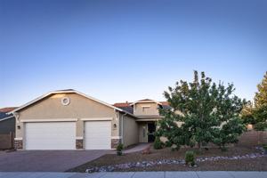 featured image of 4077 N Aberdeen Ave