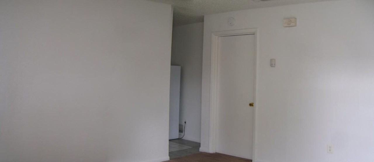 917 - 919 S 13th St - Photo 3 of 8