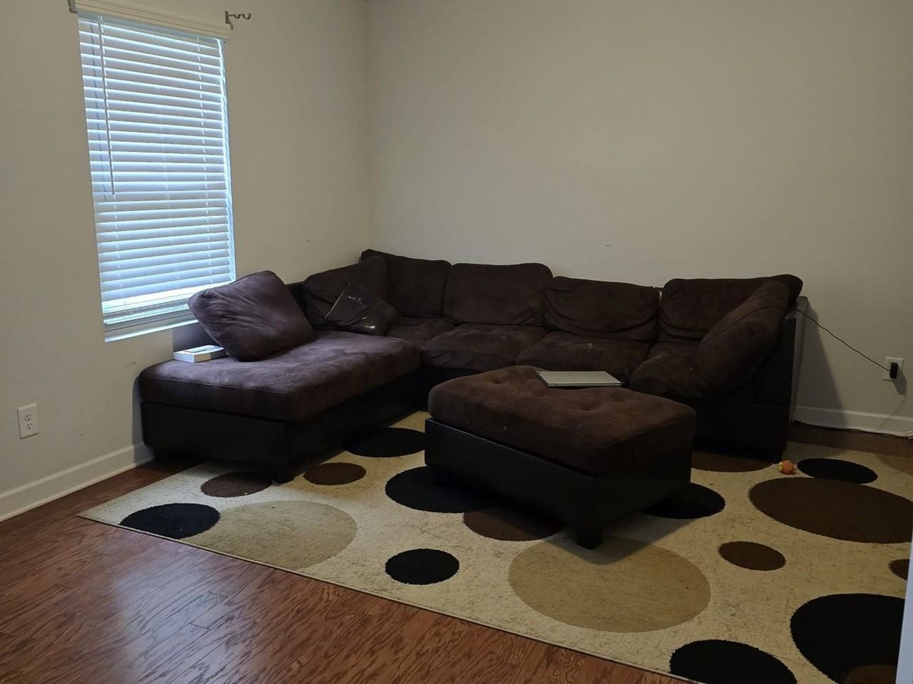 3092 Cedric Ct - Photo 6 of 18