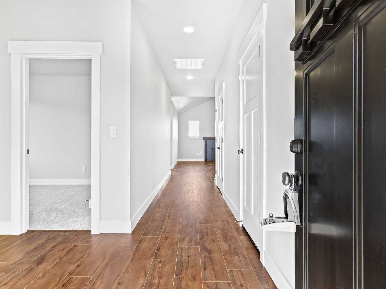 1793 Gilbert - Photo 3 of 42