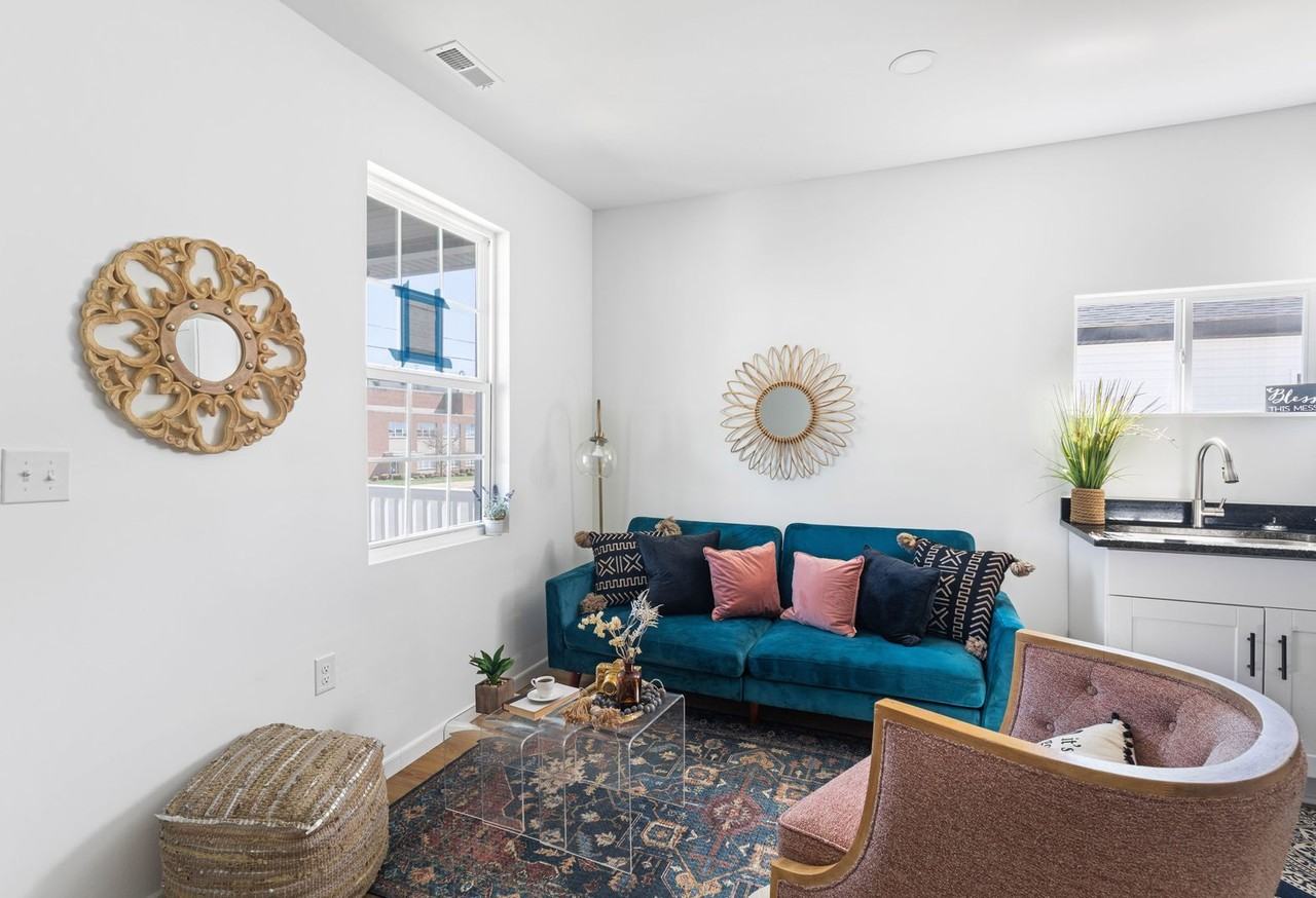 412/414 Novelty St - Photo 3 of 7