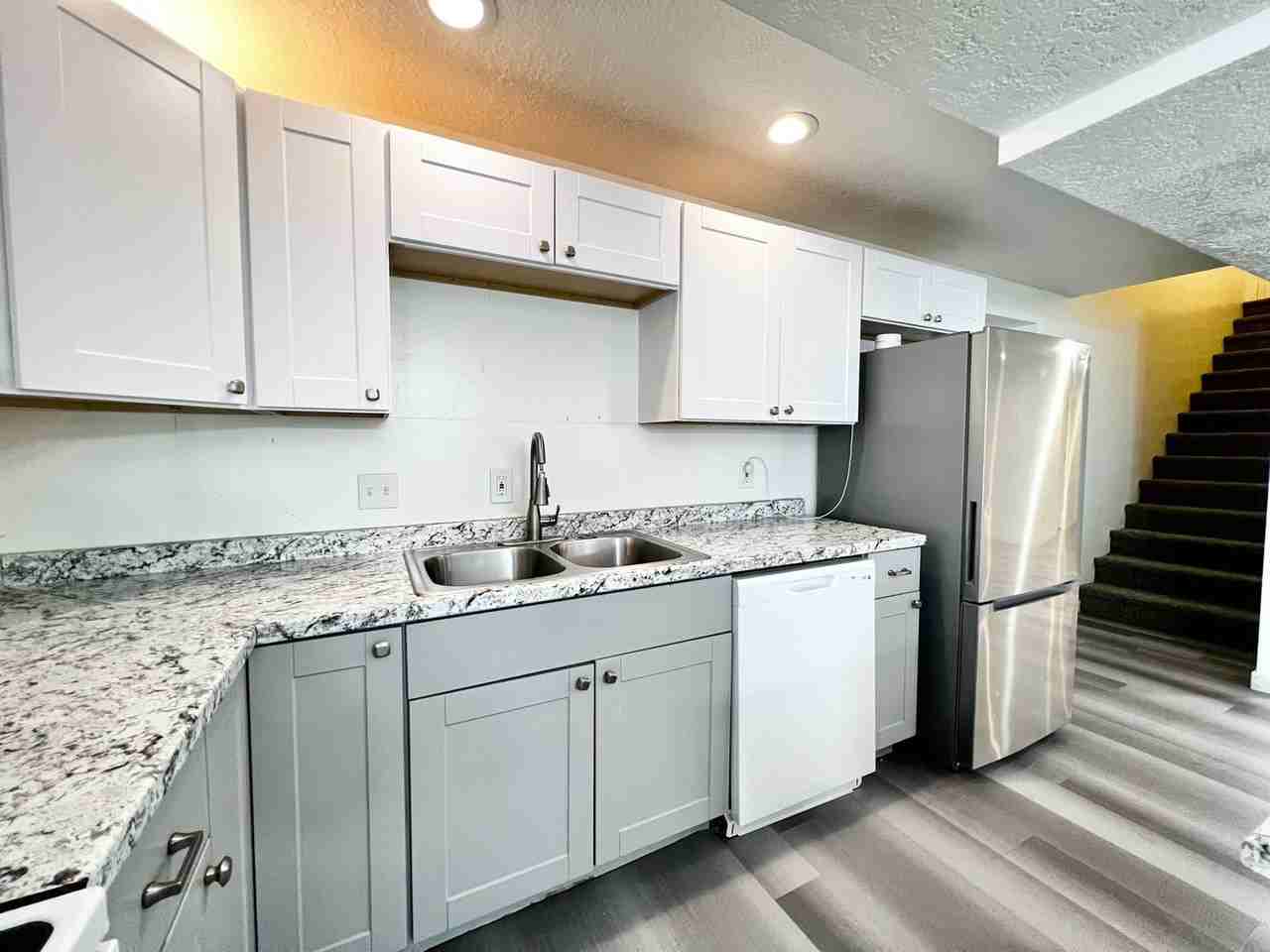 8711 S Duck Ridge Way #2 - Photo 3 of 17