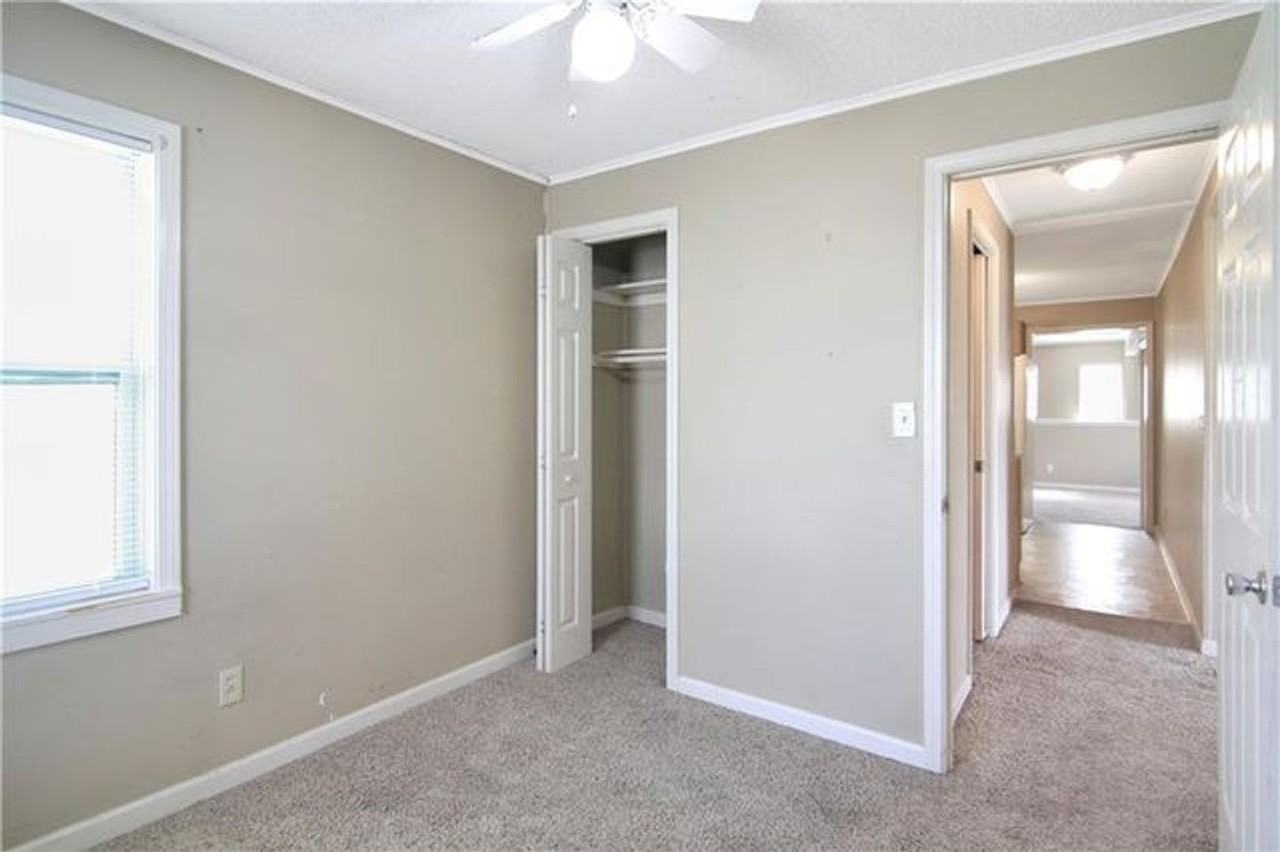 6411 Ravena Rd - Photo 2 of 10