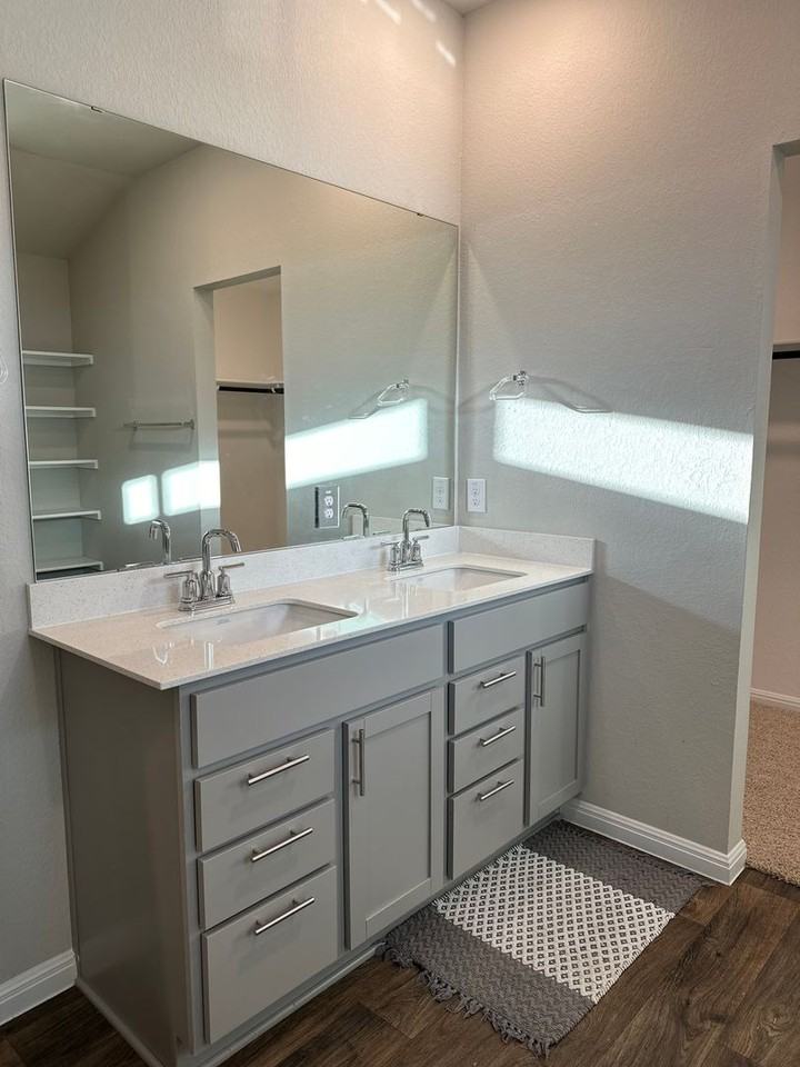 136 Hunter Loop - Photo 3 of 10