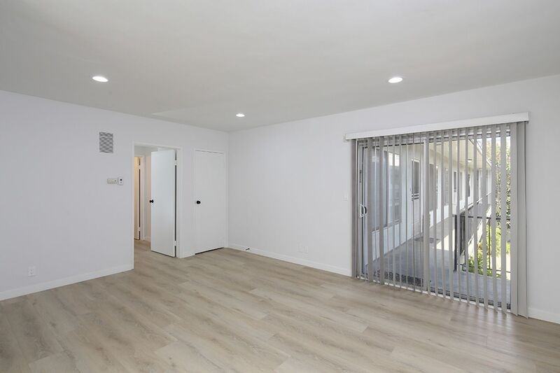 346 N Louise St #16 - Photo 3 of 14